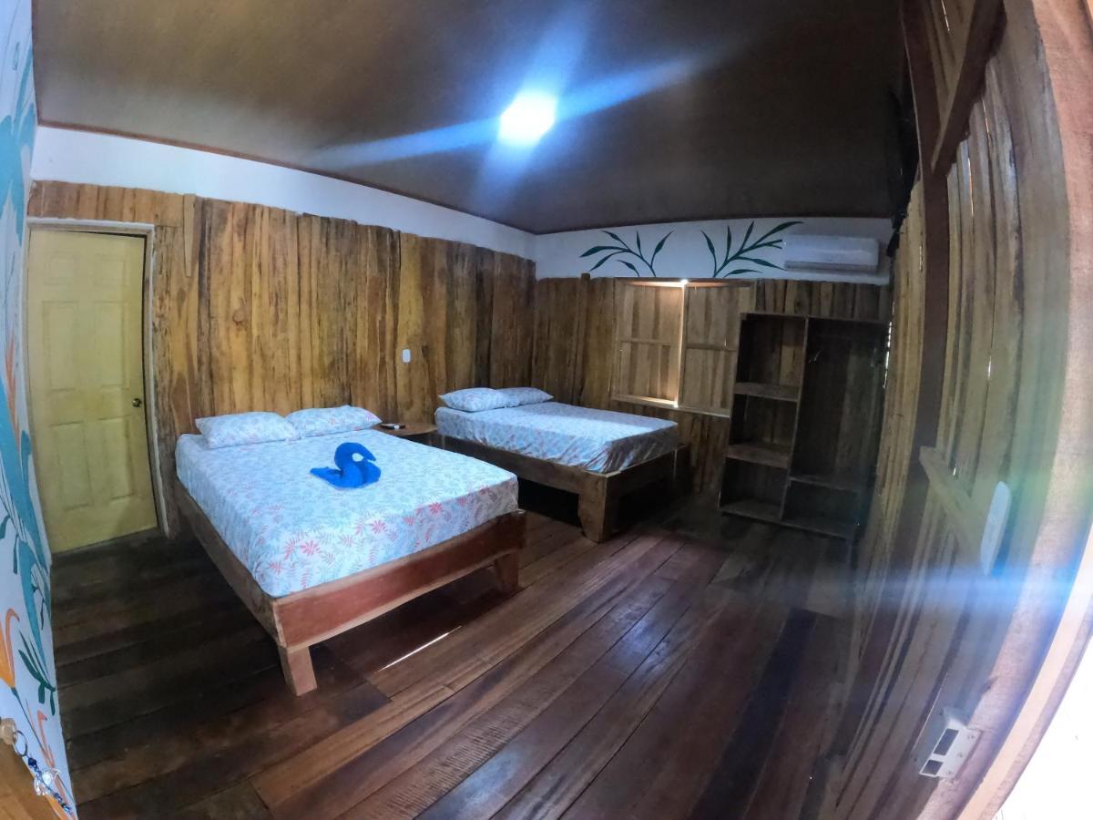 Tree House Samanea Lodge بويرتو ليمون المظهر الخارجي الصورة